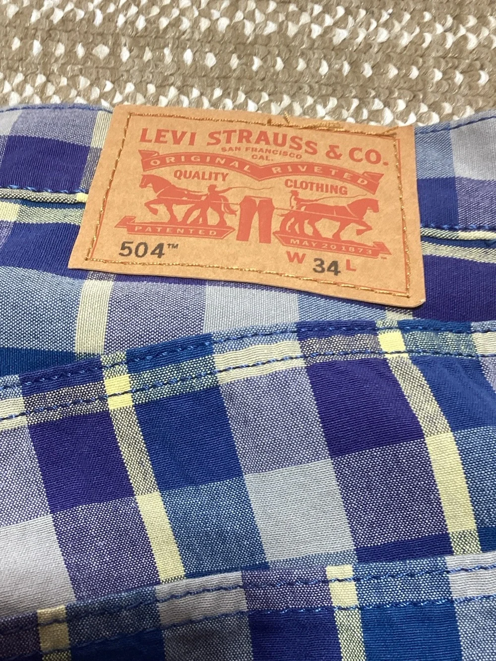 Levi's  504 Size 34 Men's Blue Plaid Shorts